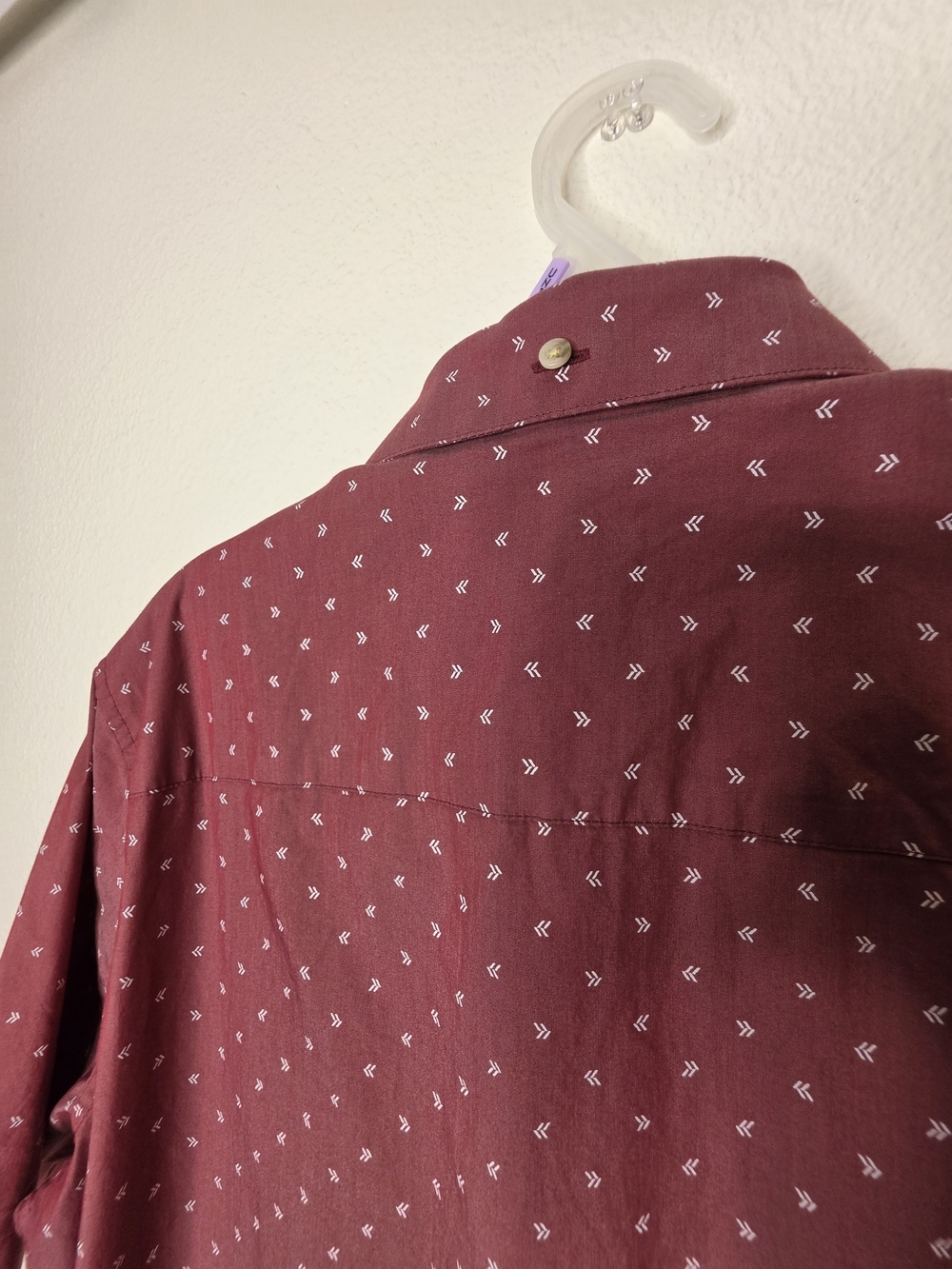 TravisMathew Mens Size M Burgundy Geometric Short Sleeve Button Up Shirt - Picture 12 of 14